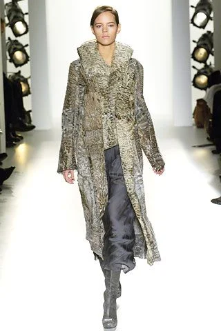 Look 16